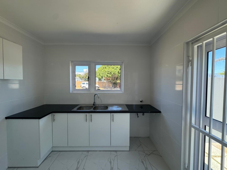 To Let 3 Bedroom Property for Rent in Milnerton Ridge Western Cape